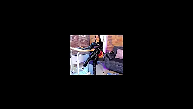 fernanda mp2 online show from 06-01-26, 03:00