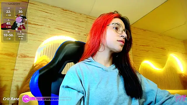 Moon Red r online show from 05-16-26, 12:37