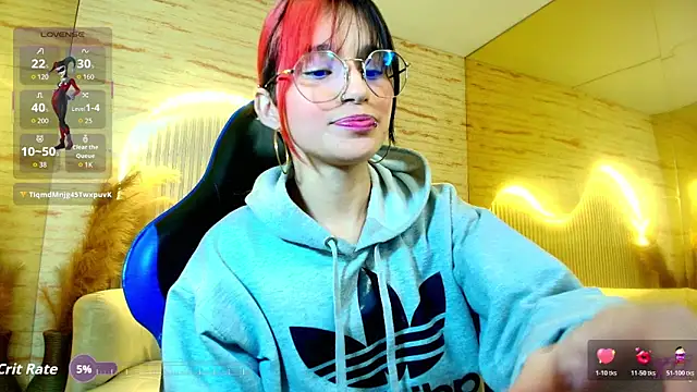 Moon Red r online show from 05-09-26, 01:14