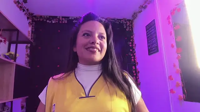 LilaVelvet online show from 04-28-26, 08:46