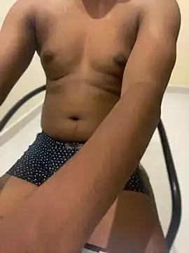 Snapshot of loveradar chatting on 06-19-26, 05:41 loveradar online show from 06-19-26, 05:41