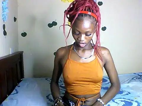 Snapshot of LunaNior chatting on 06-04-26, 09:30 LunaNior online show from 06-04-26, 09:30