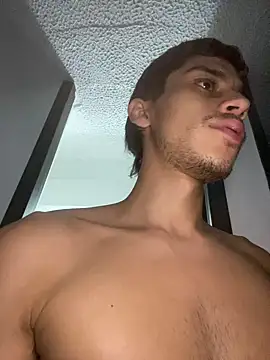 Snapshot of Axel_DavisS chatting on 07-10-26, 02:33 Axel DavisS online show from 07-10-26, 02:33