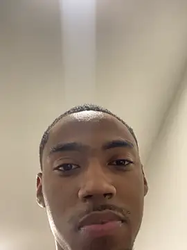 Juan esteban7 online show from 04-18-26, 01:19