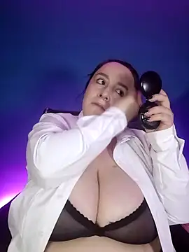 Lena black  online show from 05-13-26, 10:00