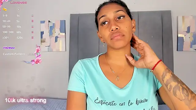 kristel lee  online show from 05-06-26, 01:53