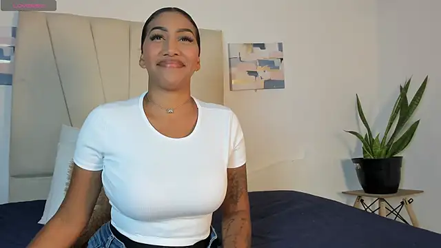 kristel lee  online show from 06-05-26, 01:32