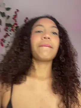 Daphnne Curly online show from 05-16-26, 03:38