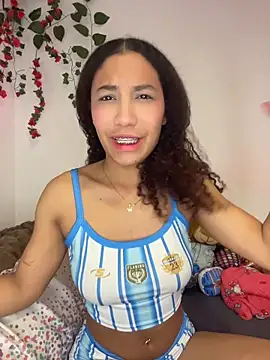 Daphnne Curly online show from 06-17-26, 01:38