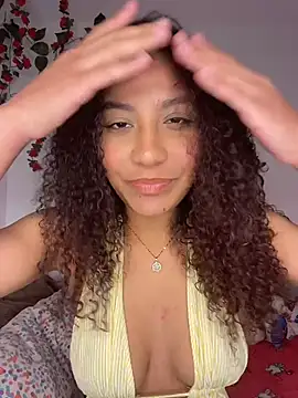 Daphnne Curly online show from 07-22-26, 02:02
