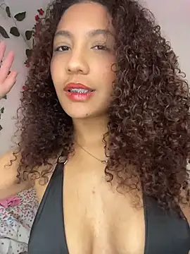 Daphnne Curly online show from 06-19-26, 01:33
