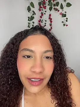 Daphnne Curly online show from 05-15-26, 02:31
