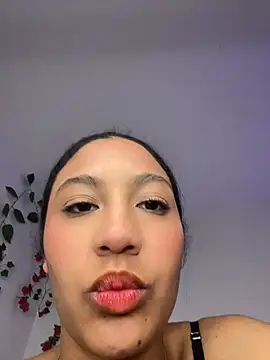 Daphnne Curly online show from 07-18-26, 12:41