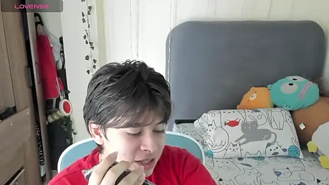 Snapshot of Felixzyn chatting on 06-09-26, 06:53 Felixzyn online show from 06-09-26, 06:53