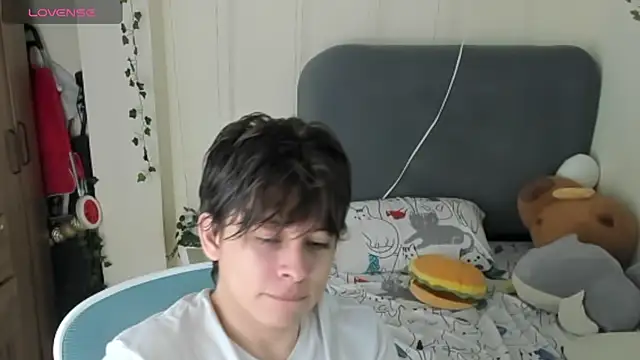 Snapshot of Felixzyn chatting on 05-31-26, 07:58 Felixzyn online show from 05-31-26, 07:58