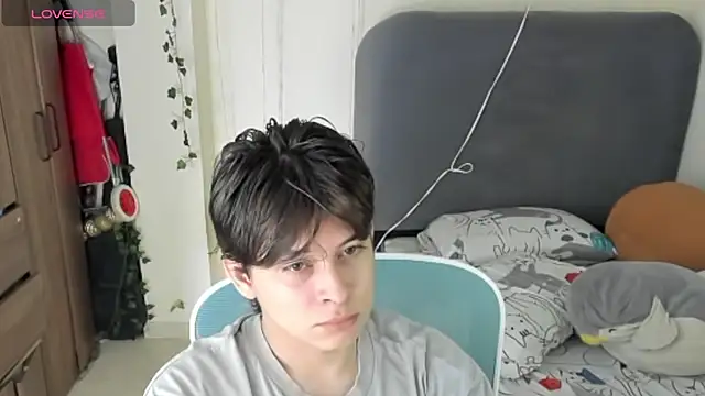 Snapshot of Felixzyn chatting on 06-02-26, 07:14 Felixzyn online show from 06-02-26, 07:14