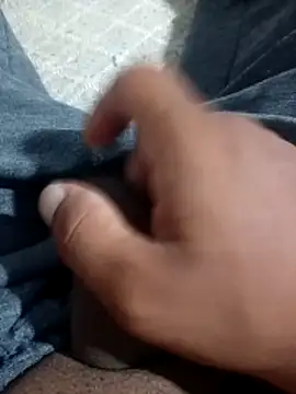 keerth52 online show from 04-18-26, 05:37