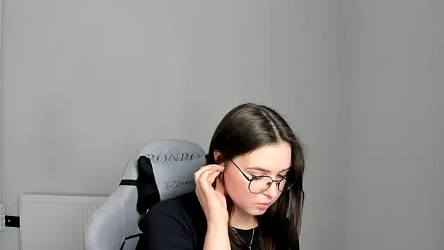 Regina cute  online show from 05-15-26, 12:14