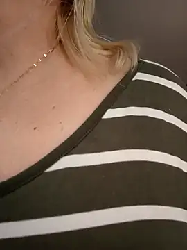 I amVeronicle online show from 06-04-26, 05:39