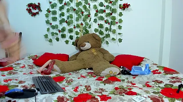 Snapshot of Natalia_sexxxy chatting on 05-13-26, 03:57 Natalia sexxxy online show from 05-13-26, 03:57