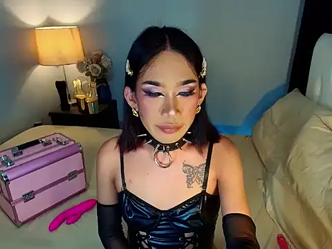 Sexydoll Maris online show from 04-18-26, 07:07