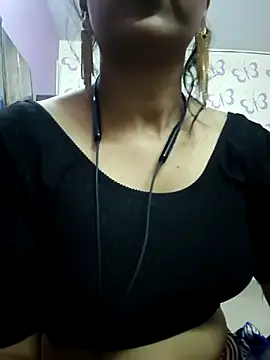 Snapshot of Beborani chatting on 04-30-26, 06:09 Beborani online show from 04-30-26, 06:09