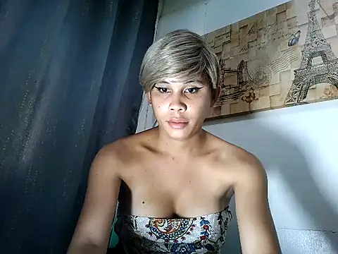 Snapshot of Angelalove25 chatting on 06-04-26, 01:21 Angelalove25 online show from 06-04-26, 01:21