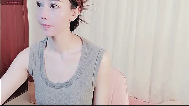 Victoria05031 online show from 05-05-26, 03:26
