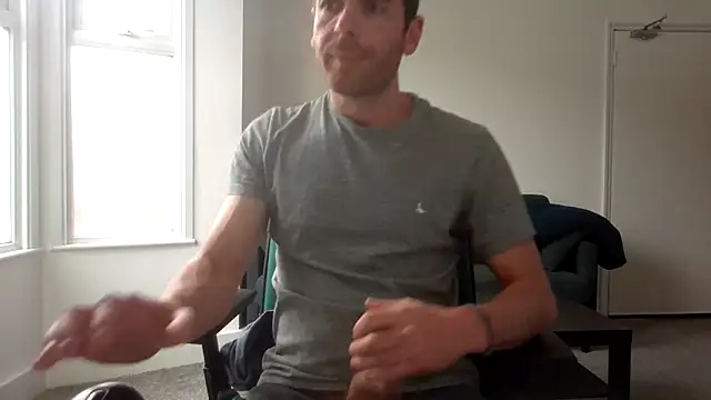 frenchbdmaninlondon online show from 05-04-26, 12:08