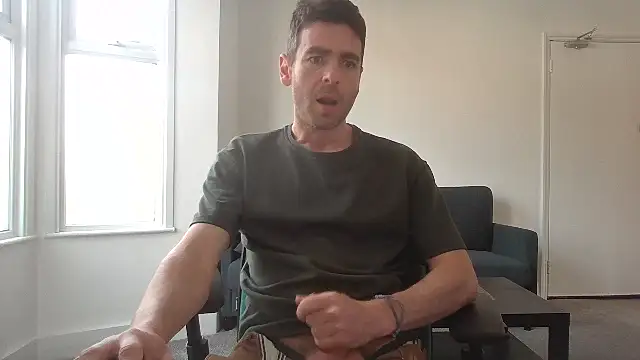 frenchbdmaninlondon online show from 04-26-26, 10:45
