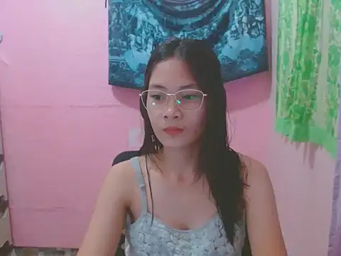 Sweetsexylady19 online show from 05-02-26, 12:21