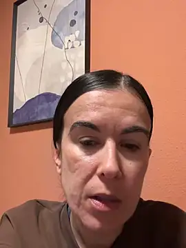 dulceflor25 online show from 05-12-26, 01:06