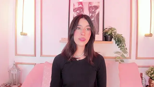 Snapshot of Nanami_ chatting on 07-06-26, 01:07 Nanami online show from 07-06-26, 01:07