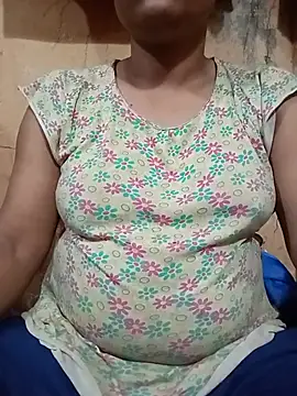 Snapshot of Shila_bby chatting on 06-23-26, 10:46 Shila bby online show from 06-23-26, 10:46