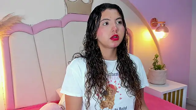 alexa cutte  online show from 07-12-26, 10:16