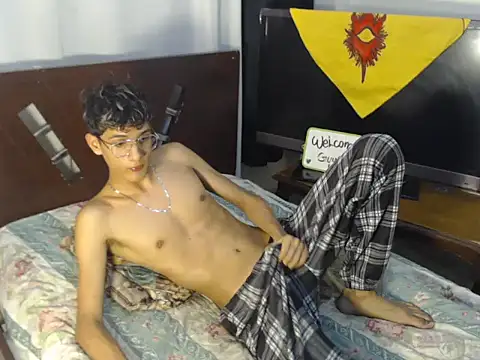 alan048idk online show from 05-09-26, 03:48