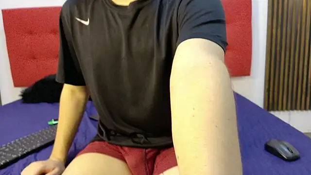 LunayDream online show from 04-29-26, 05:30