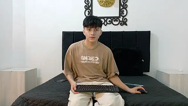 LunayDream online show from 05-25-26, 11:31