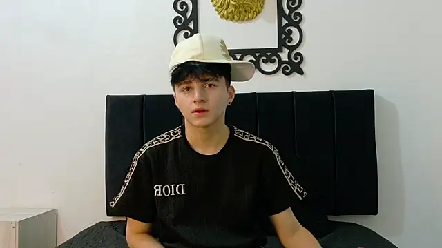 LunayDream online show from 06-03-26, 11:33