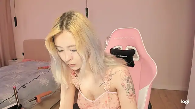kitsuneari online show from 05-06-26, 05:33