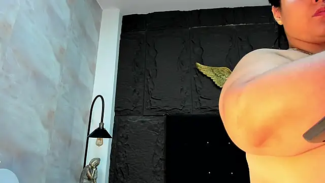 MillaGrey online show from 05-12-26, 11:38