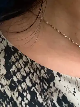LilyyFox online show from 05-19-26, 02:24