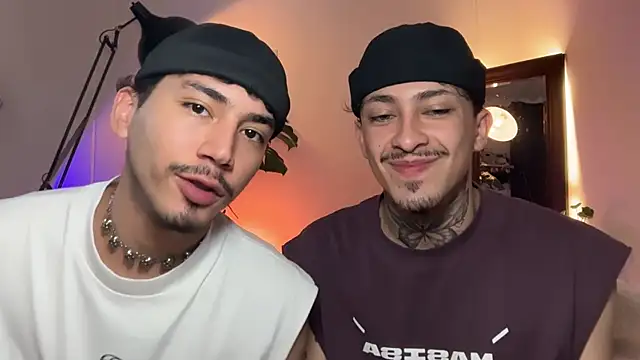 Noah and Steven online show from 05-05-26, 03:37