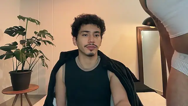 Noah and Steven online show from 06-19-26, 01:22