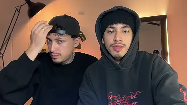 Noah and Steven online show from 05-05-26, 02:14