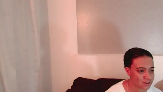Snapshot of Jhon_and_Karol chatting on 05-10-26, 05:22 Jhon and Karol online show from 05-10-26, 05:22