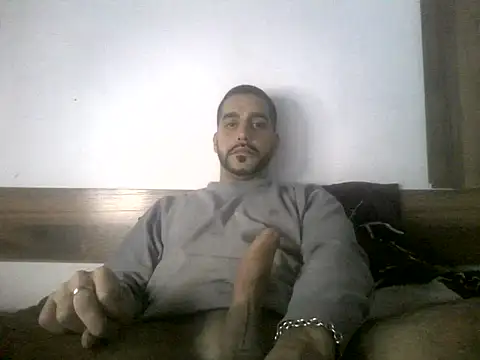 Snapshot of andersonpaak chatting on 05-31-26, 07:14 andersonpaak online show from 05-31-26, 07:14