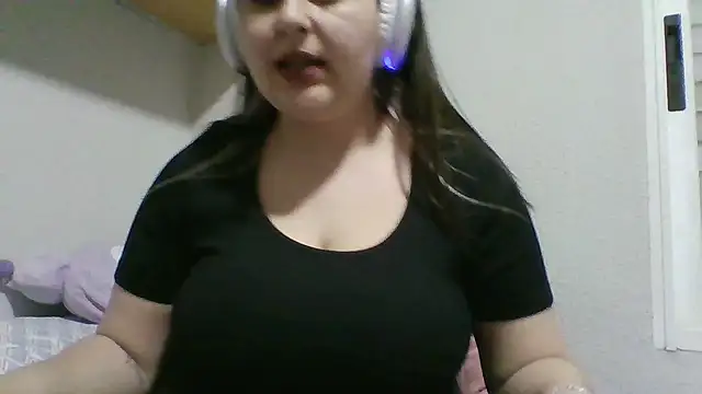 SmokeyAnne online show from 04-22-26, 08:26