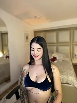 Snapshot of Bella_jagger chatting on 06-05-26, 06:51 Bella jagger online show from 06-05-26, 06:51