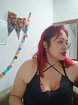 Snapshot of Amaranta-Luque chatting on 07-11-26, 08:09 Amaranta-Luque online show from 07-11-26, 08:09